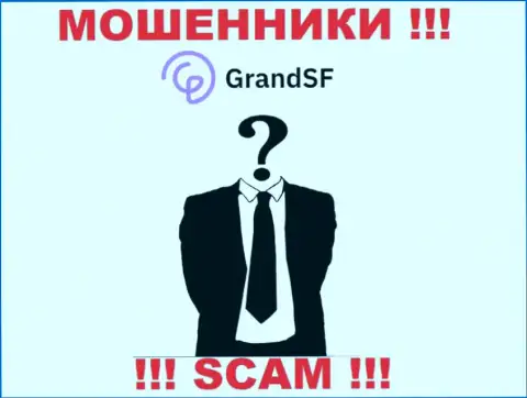 Мошенники GrandSF прячут свое руководство